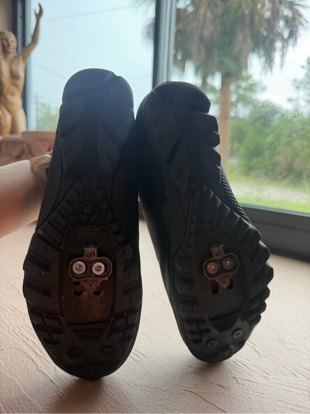 Bontrager Black Quantum Mountain Bike Shoes three-strap hook loop Closure SZ 6 - Picture 11 of 11
